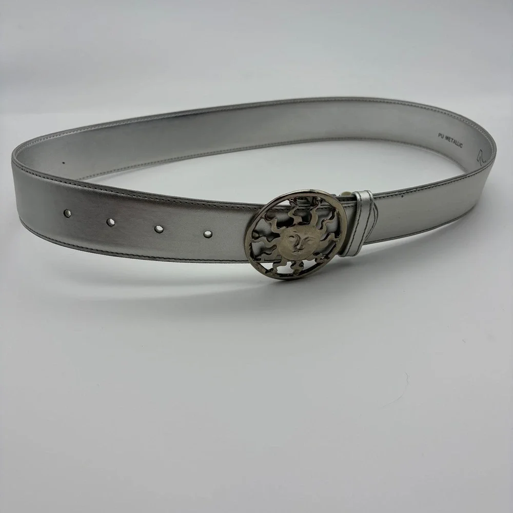 VTG Motion East Silver Metallic Celestial Sun Face Buckle Belt Womens Medium